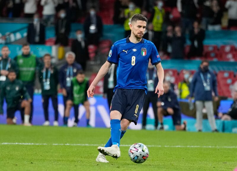 Esempio Jorginho nel "fuggi, fuggi" per la A