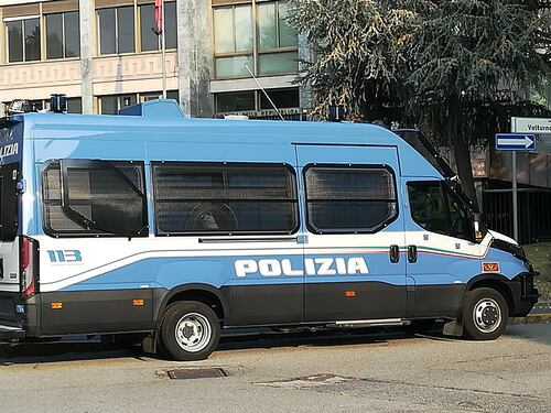 Milano: arrestato stalker, minacciava di uccidere il compagno della ex