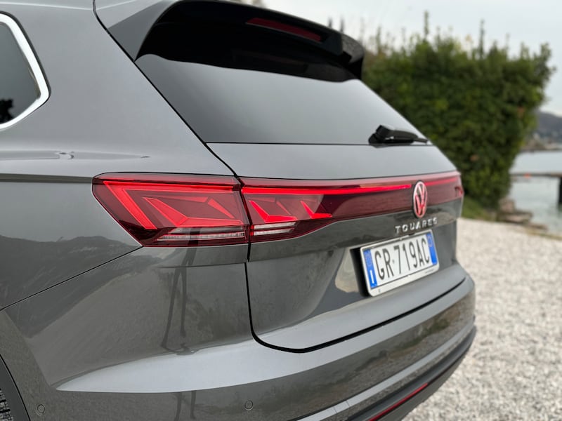 Nuova Volkswagen Touareg 2024, guarda la gallery del nuovo SUV  9