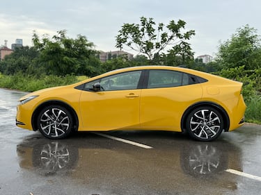 Toyota Prius 2024: guarda la gallery della nuova plug-in con 230 CV 6