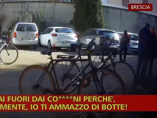 "Ti ammazzo di botte". Il collaboratore di Striscia la notizia preso a calci a Brescia
