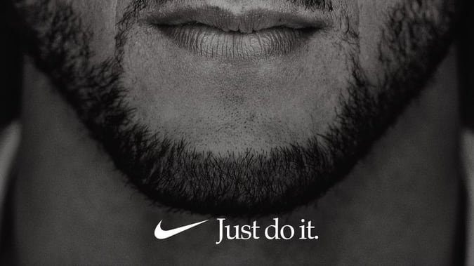La Nike si schiera contro Trump con il suo nuovo volto pubblicitario