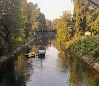 Senago, auto con 9 ragazzi finisce nel canale: morti tre 17enni - FOTO  8