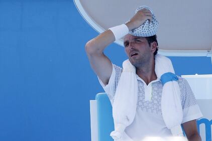 Ondata di afa agli Australian open: malori tra il pubblico ma il tennis non si ferma 3