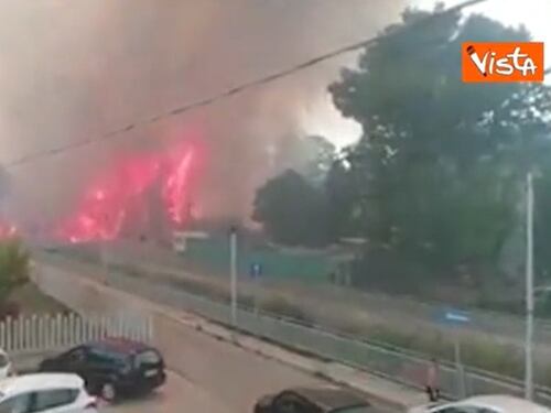 Dopo Sicilia e Abruzzo a fuoco anche la Calabria