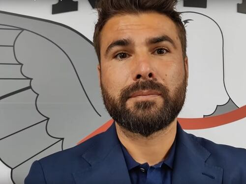 La vigilia, il funerale della mamma e l'esonero: Natale amaro per Adrian Mutu