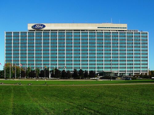 Il brevetto della Ford: l'auto si pignora da sola e abbandona il proprietario