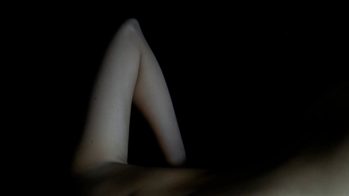 Il corpo diventa statua nella mostra fotografica di Francesco Brigida