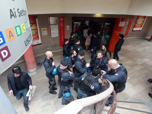 La protesta all'Ospedale San Raffaele