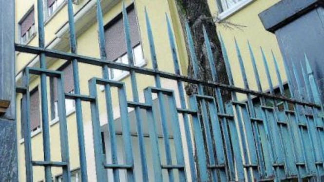 Bari, bimba musulmana di 18 mesi da sei giorni nell'obitorio