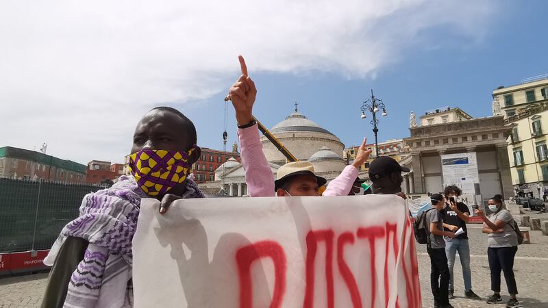 Migranti in protesta contro la sanatoria 3