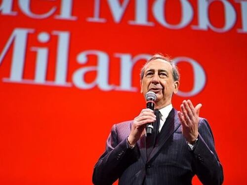 "L'Italia c'è" ma Beppe segretario no