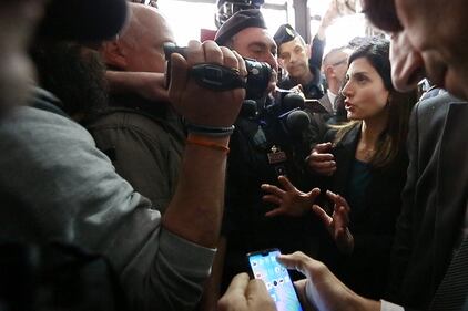 Virginia Raggi a Casal Bruciato per incontrare la famiglia rom 4