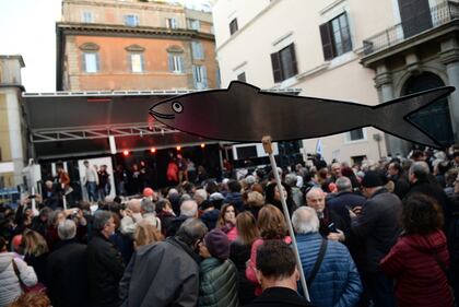 Le sardine sbarcano a Roma 4