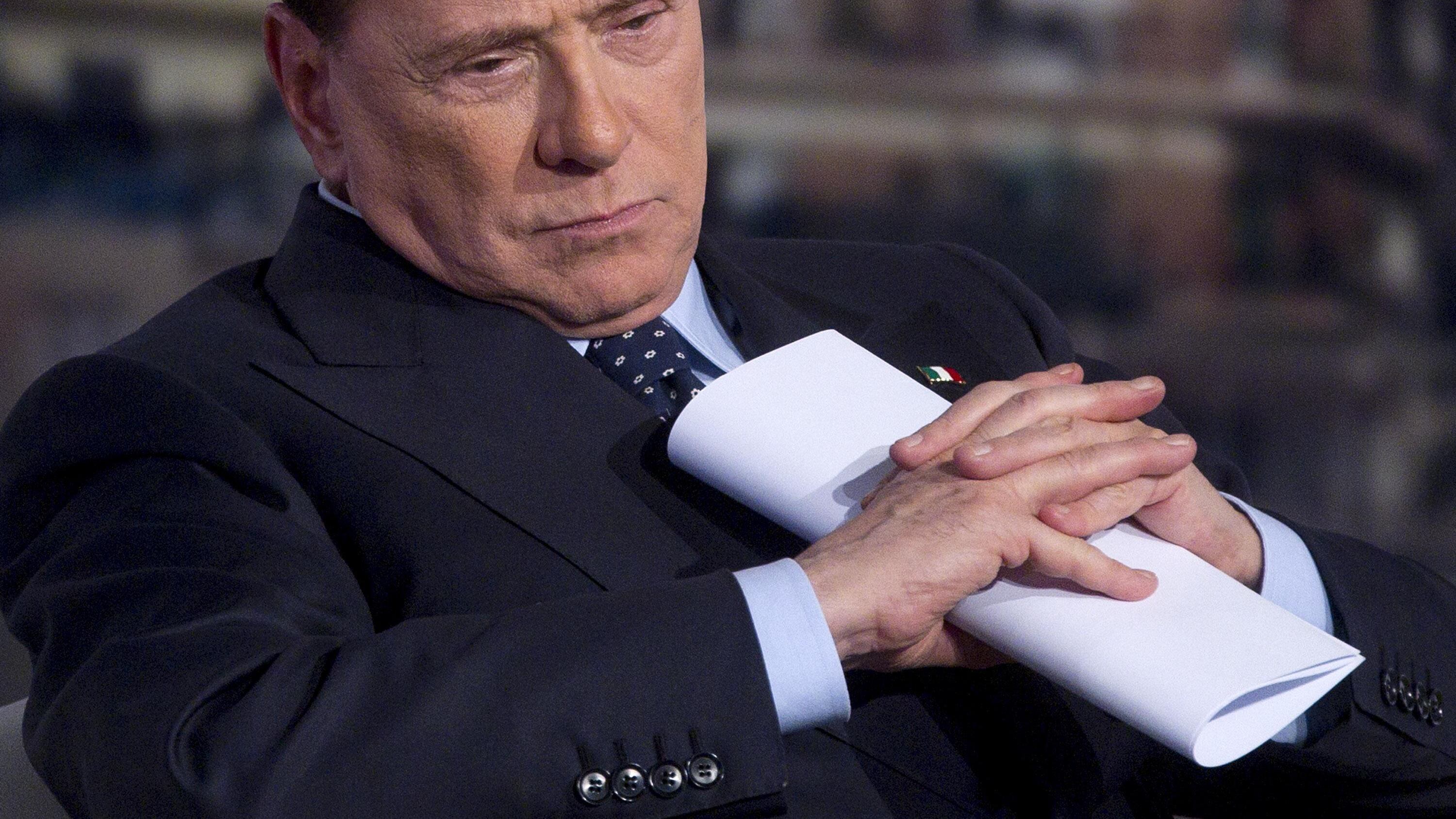 Berlusconi aspetta il Pd al varco: vediamo quanto dura con Grillo