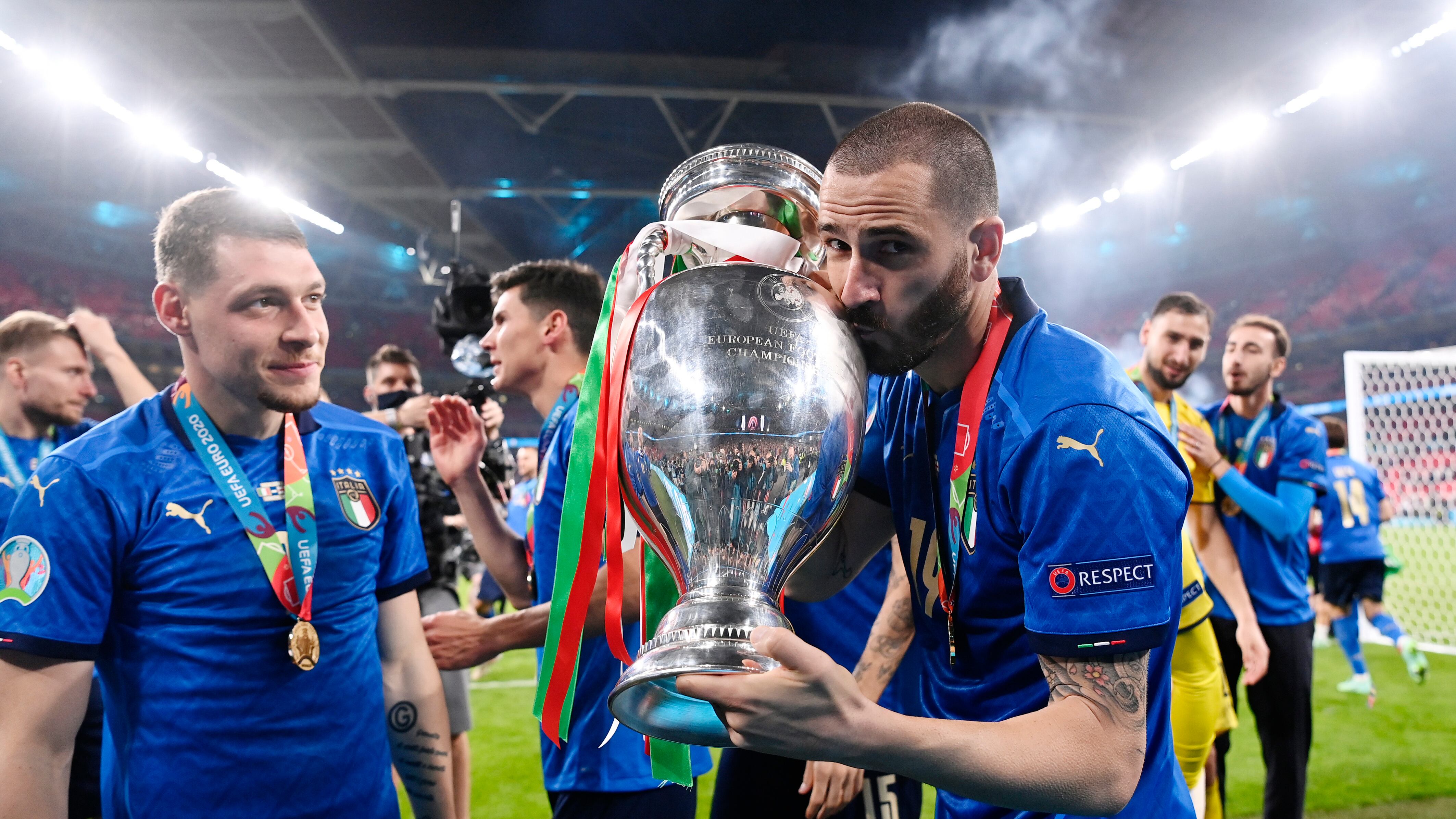 Bonucci & Chiellini. Gli instancabili amici rinati in azzurro dopo le lacrime