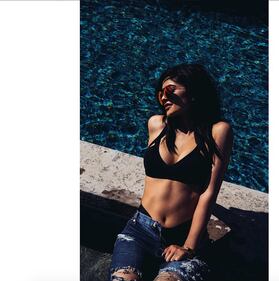Kylie Jenner con la biancheria maschile 8