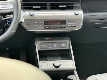 Hyundai Kona Electric: guarda la gallery del nuovo crossover elettrico da città 15