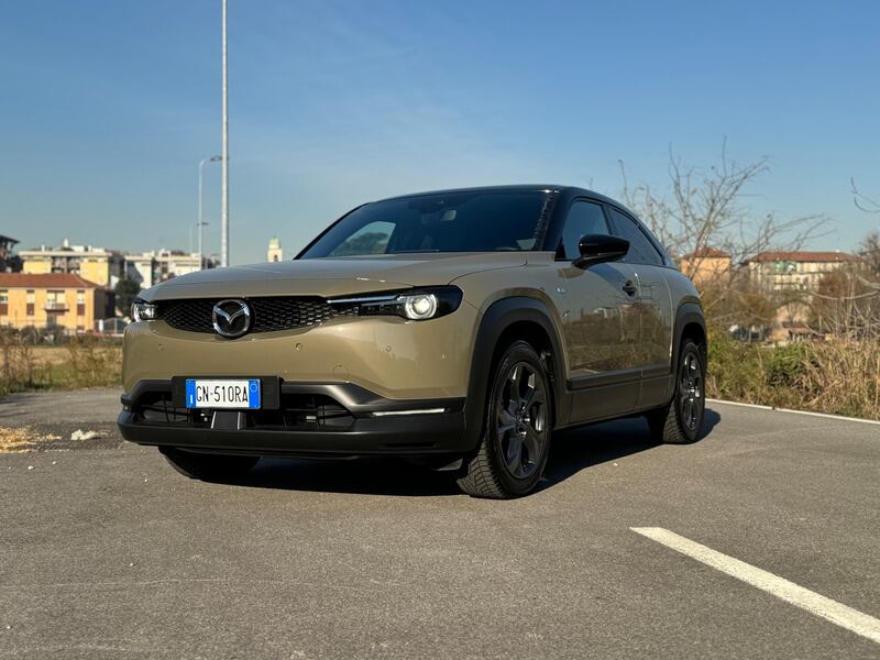 Mazda MX-30 2024: guarda la gallery del crossover elettrico giapponese 14