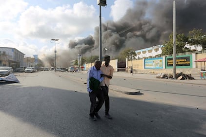 Mogadiscio, esplode un'autobomba: più di 200 vittime 19