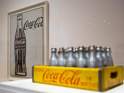La bottiglietta della Coca Cola compie 100 anni