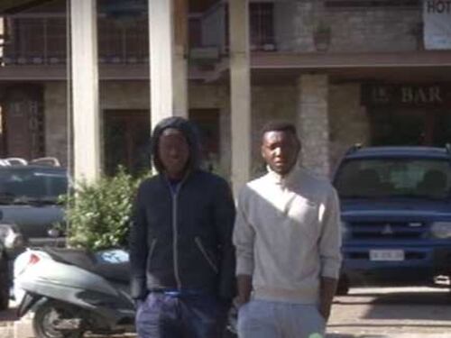Gli immigrati devastano e derubano gli hotel dove vengono ospitati