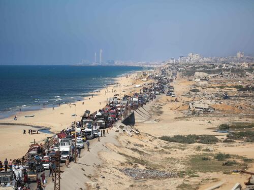 "Invasione vicina". E i vertici di Hamas tentano la fuga