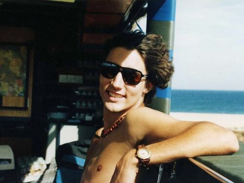 Justin Trudeau, le foto da giovane che stanno facendo impazzire il web