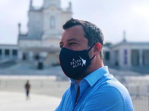 Matteo Salvini in visita al santuario di Fatima: "Qui per ribadire i valori cristiani"
