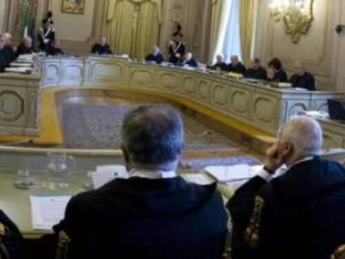 La Consulta fa politica