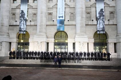 Sci e piumini, il debutto di Moncler a Piazza Affari 13