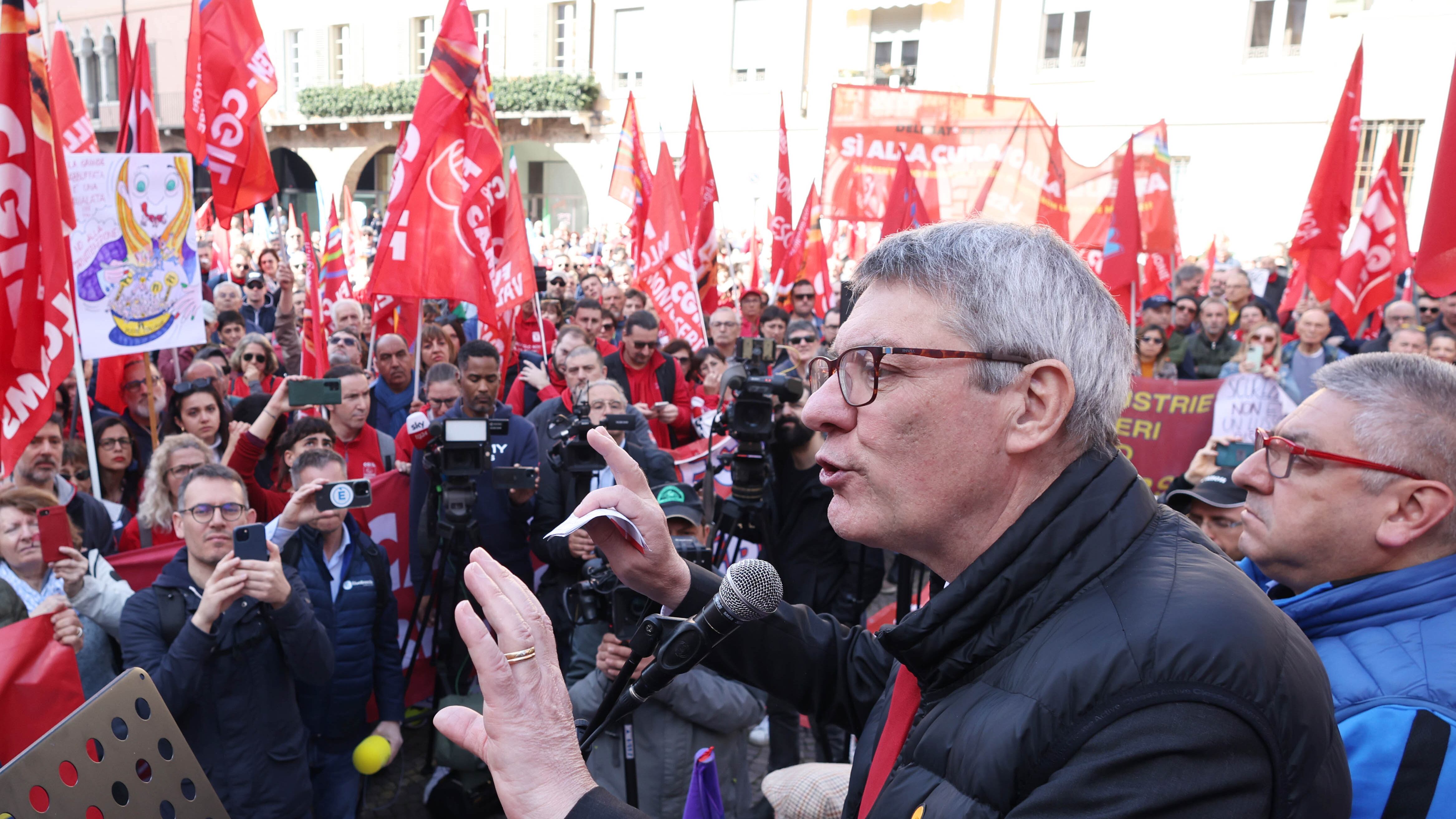 L'"Istituto Luce" del segretario brucia 4,7 milioni in un anno