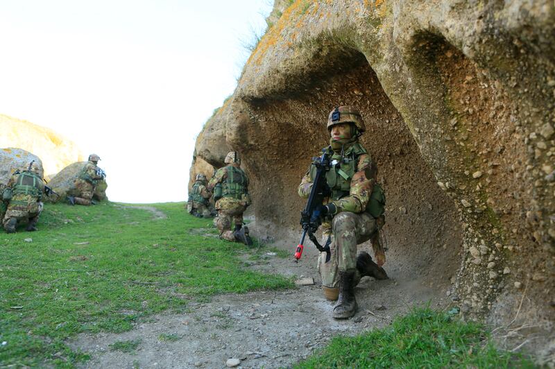 L'addestramento dei militari del 3° Corso Sanità 1