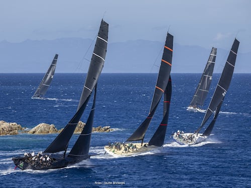 Oltre la Coppa America: in Sardegna regnano i colossi del mare