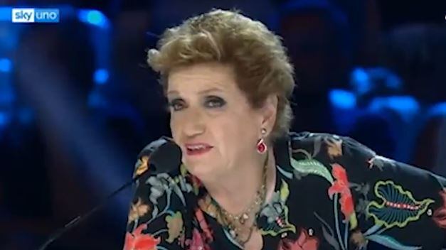 Mara Maionchi torna a parlare del cancro: "Per ora sto bene"