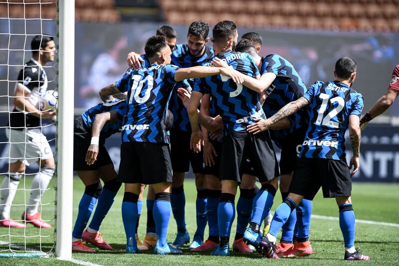 Inter, è festa grande fuori e dentro al Meazza per lo scudetto numero 19 10