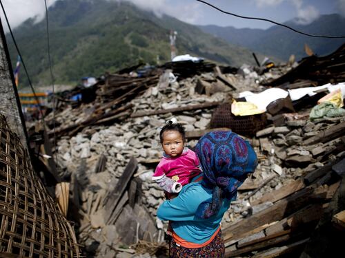 Difficile trovare superstiti in Nepal. E mancano all'appello due italiani