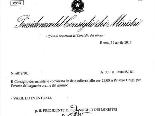 Cdm convocato solo per "varie ed eventuali". E scatta l'ironia sui social