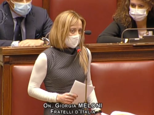 L'attacco choc di uno professore: 'Meloni? Vacca, la rana dalla...'