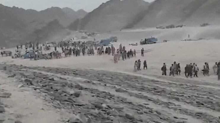 La marcia dei migranti afghani verso l'Europa