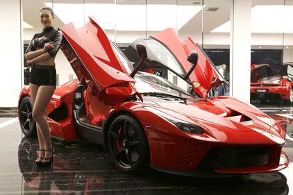 La Ferrari debutta a Wall Street 3