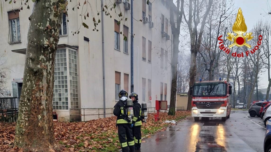 Incendio all'ospedale Sacco di Milano: momenti di paura e pazienti evacuati