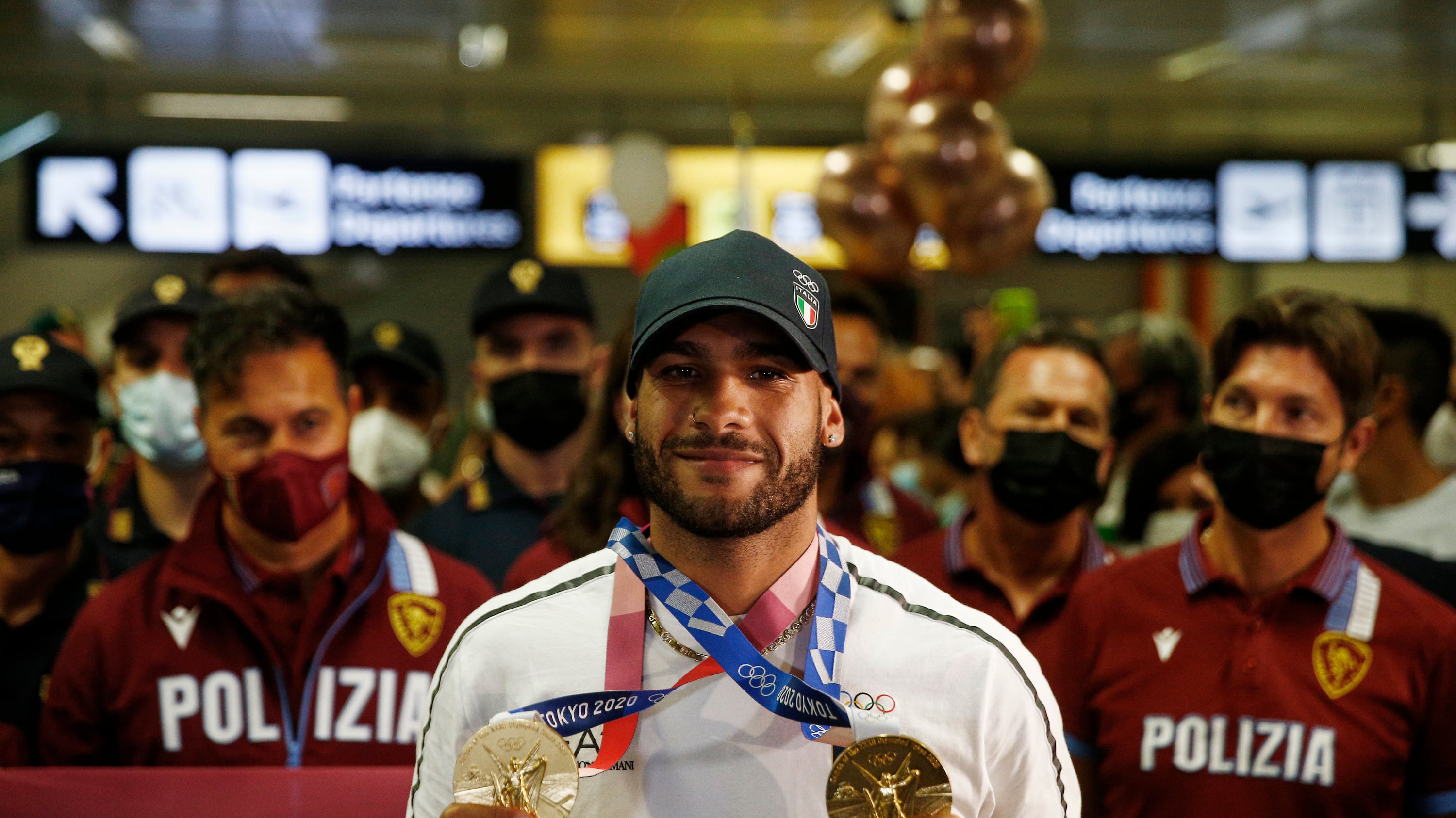 "Grazie Italia": Jacobs torna a casa da campione