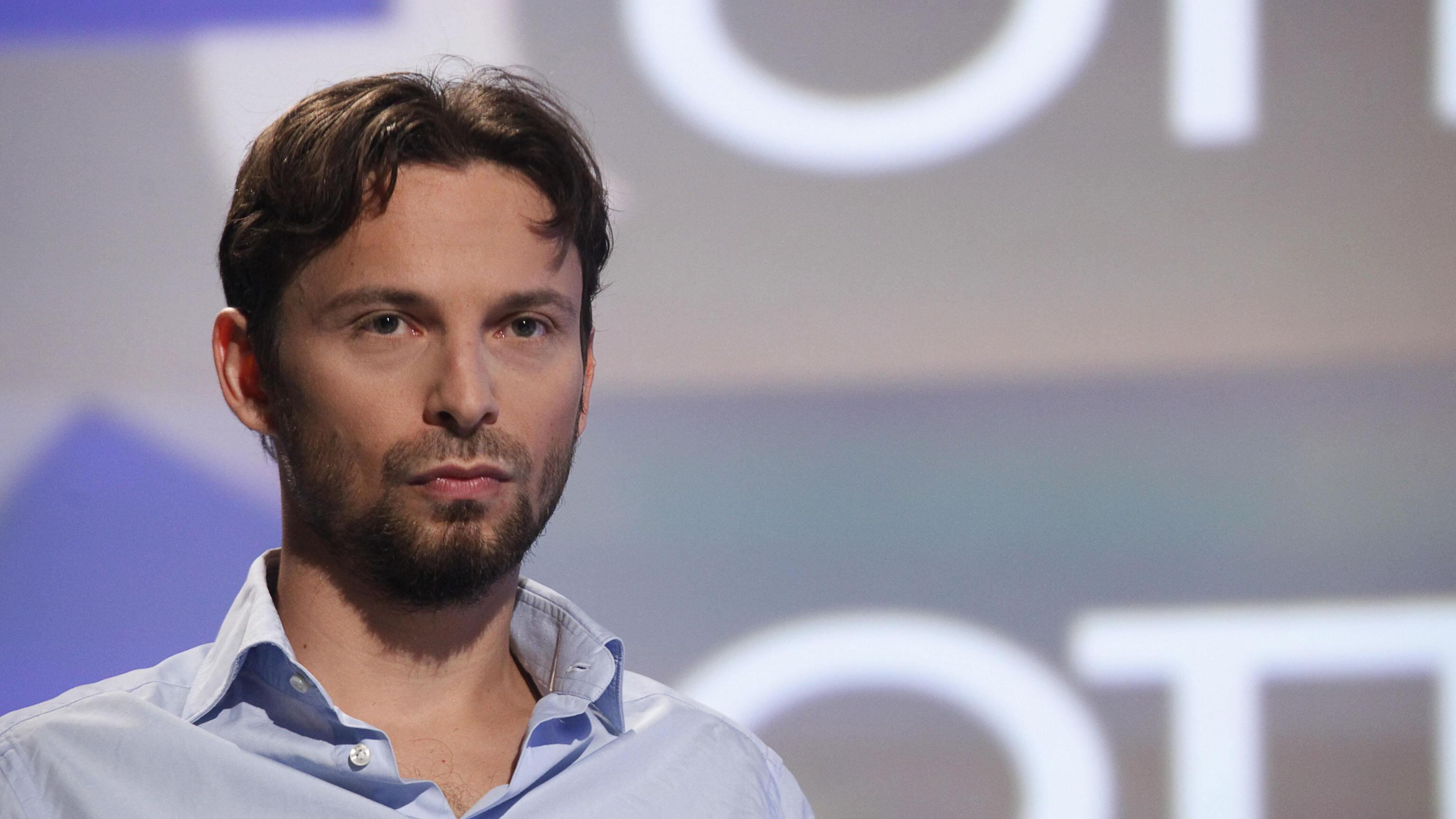 "Mi ha violentata". Le accuse choc all'ex grillino Giovanni Favia