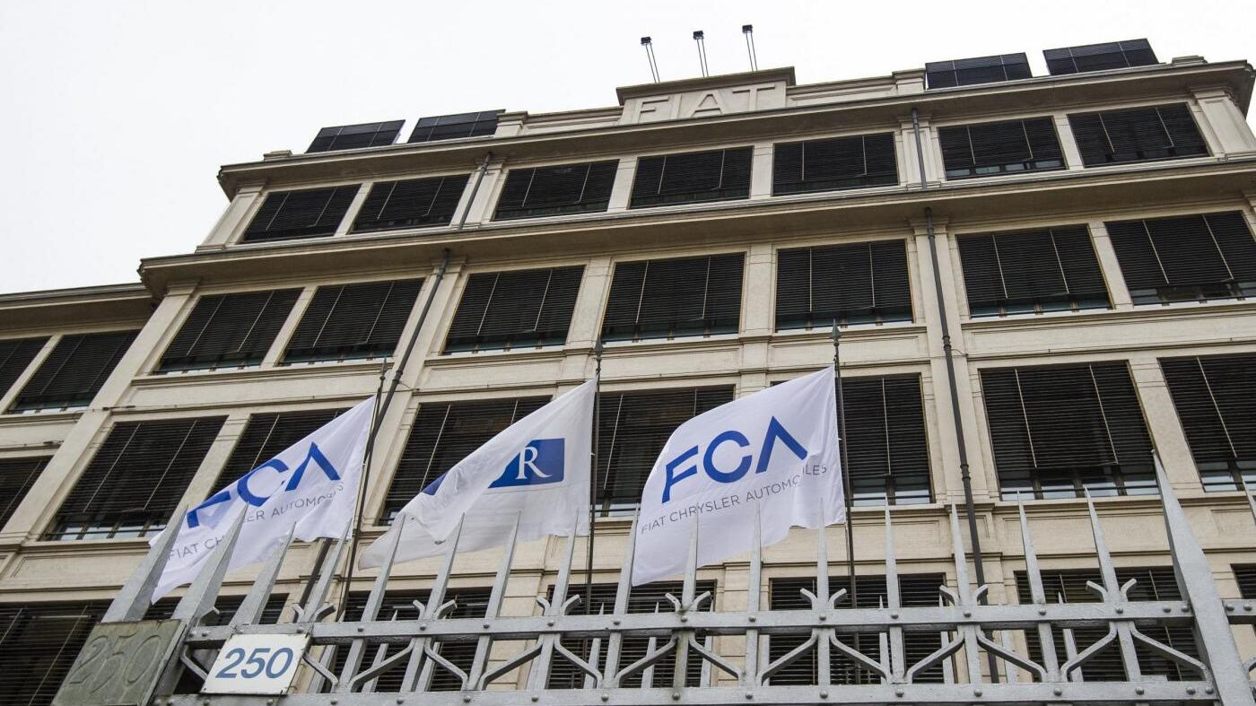Fca tra rebus Italia e la carta Peugeot