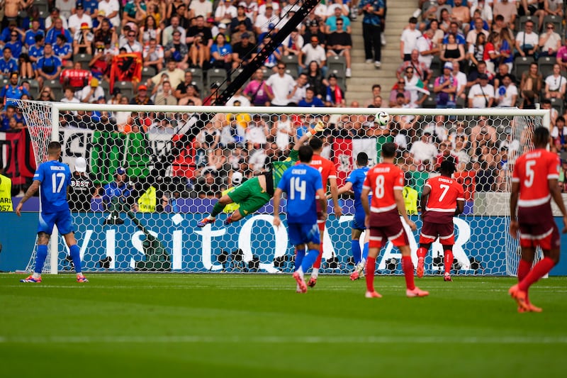 Svizzera Italia Vargas gol