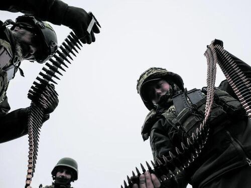 Kiev, l'allarme Nato sui russi. "Avanzano 10 km al giorno". L'Italia: altro pacchetto di aiuti
