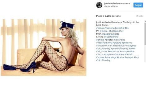 Justine Mattera completamente nuda 11