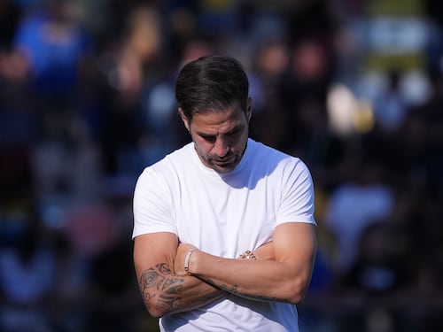 Fabregas, primo ko: occasione persa per la vetta