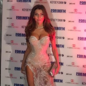 Manuela Ferrera esplosiva sui social: le foto dell'ex meteorina del Tg4 6